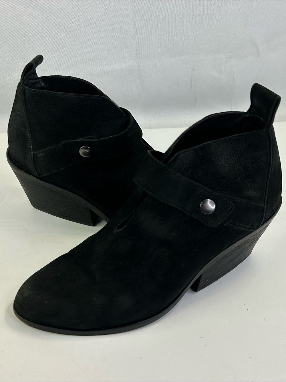 Eileen Fisher Ives Tumbled Nubuck Black Bootie ankle boot size 7